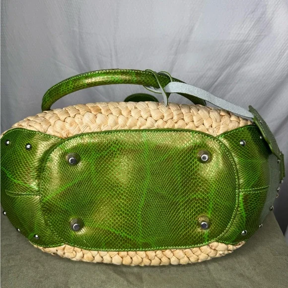 Large  Green and Tan Wicker Straw Rattan  Tote Bag Tagged Magnolia Zurich - Picture 7 of 10